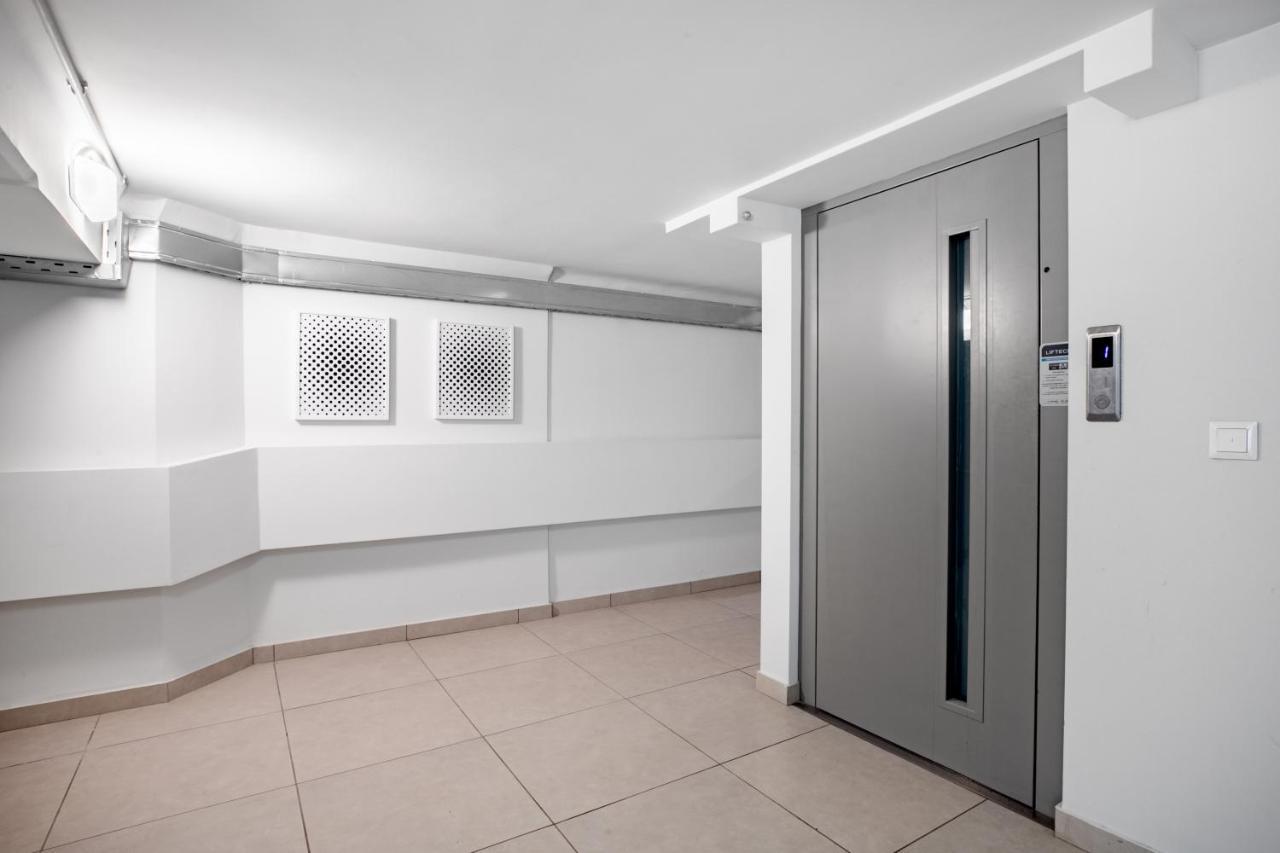 Supreme C2 Apartment In Syntagma Афіни Екстер'єр фото